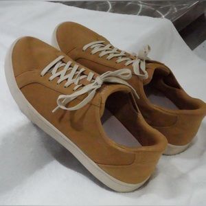 Mens Klicks size 13 wide. Worn once for an hour. Excellent condition almost new